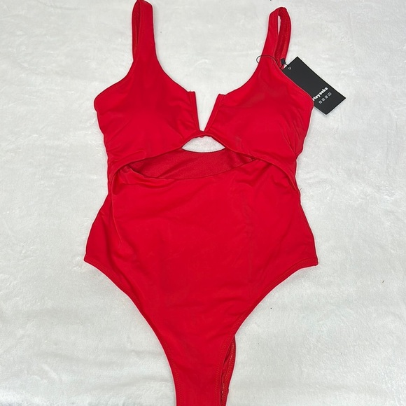 NWT Meyeeka Red One-Piece Swimsuit with Cutout - Picture 6 of 9